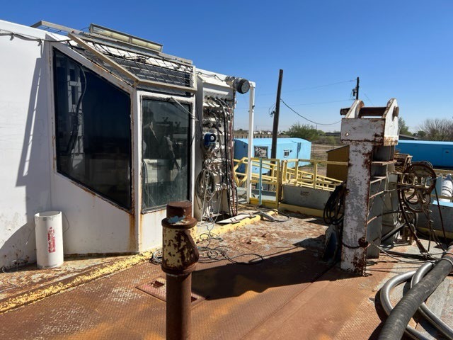 Rig 10 — equipment